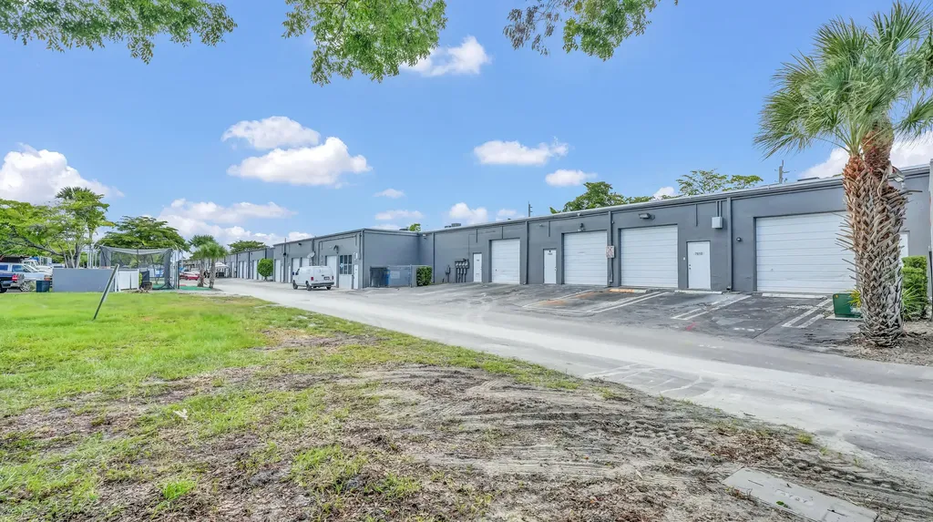 7600 Wiles Road Coral Springs FL 33067