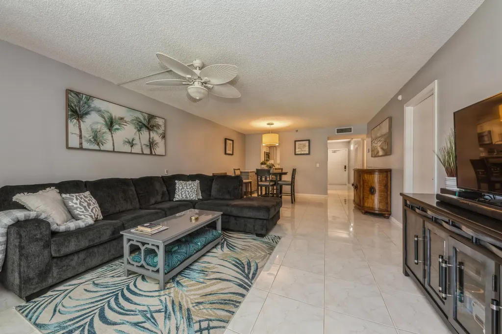 14527 Bonaire Boulevard Delray Beach FL 33446