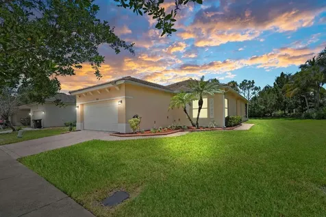 213 SW Deleon Springs Drive Port St Lucie FL 34986
