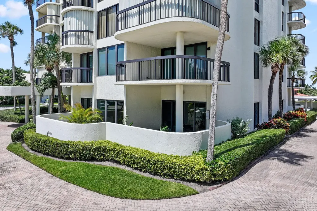 3900 N Ocean Boulevard Gulf Stream FL 33483