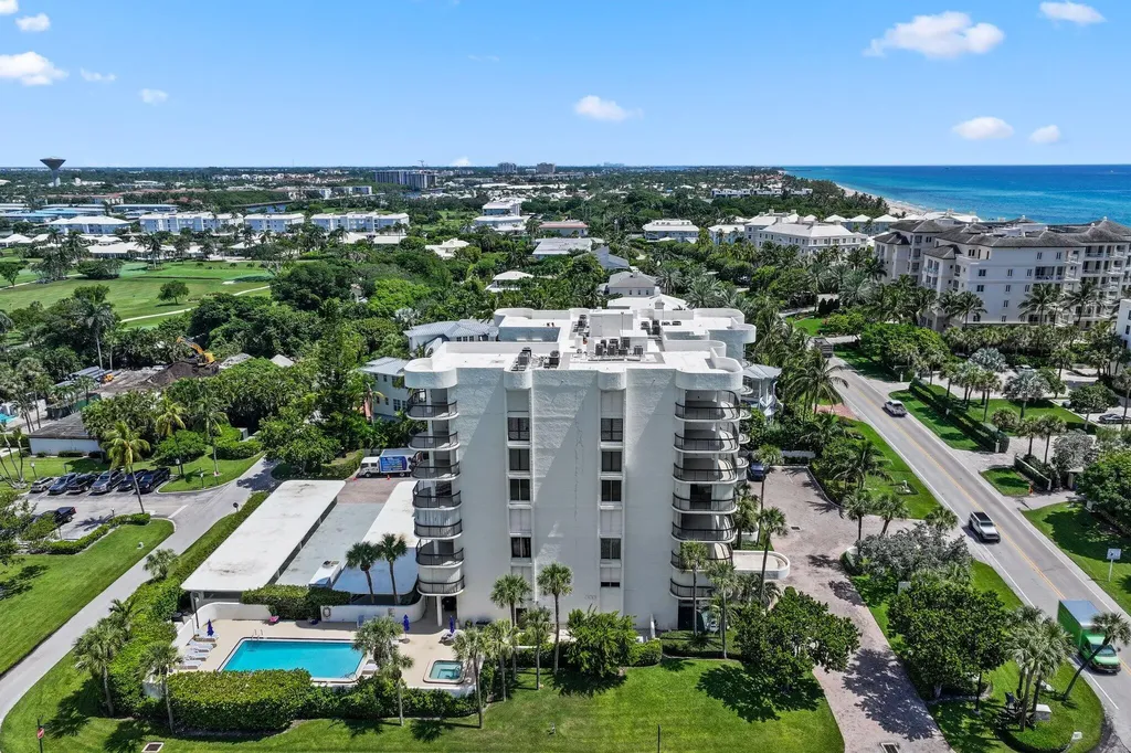 3900 N Ocean Boulevard Gulf Stream FL 33483