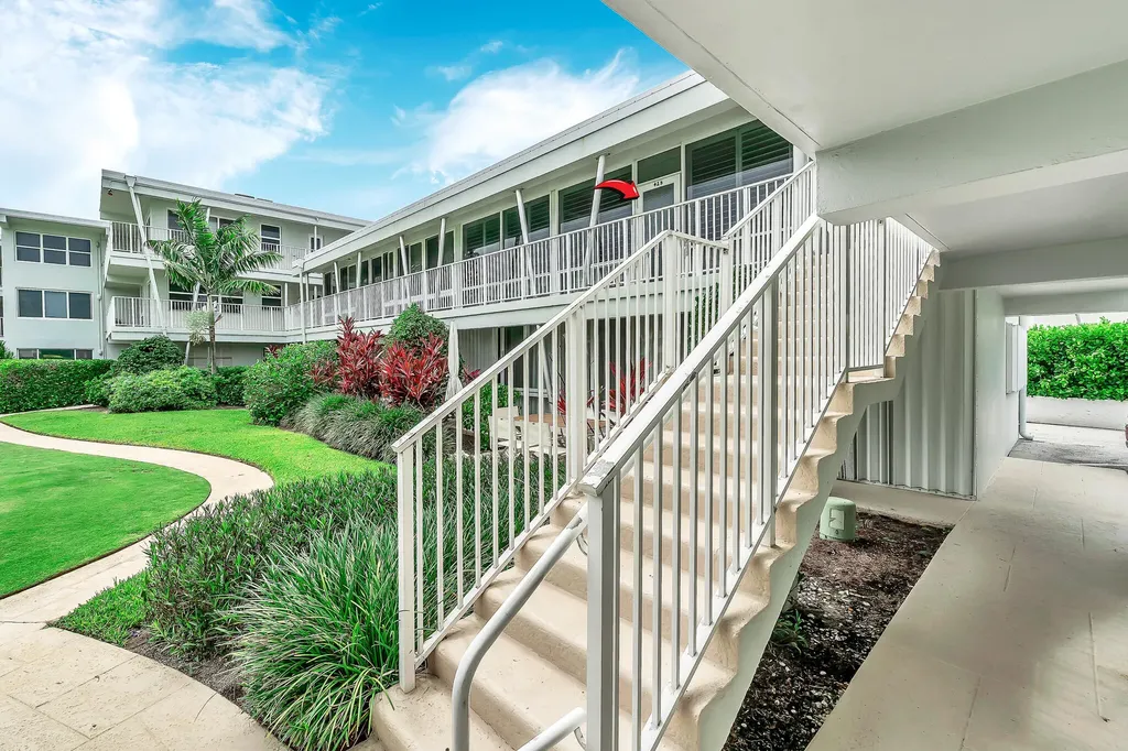 1221 Hillsboro Mile Hillsboro Beach FL 33062