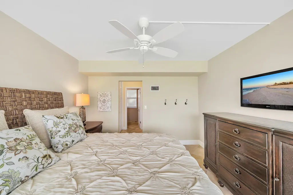 1221 Hillsboro Mile Hillsboro Beach FL 33062