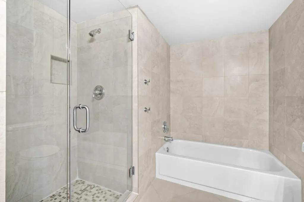 31 Stratford Lane Boynton Beach FL 33436