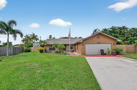 7700 Woodland Creek Lane Lake Worth FL 33467