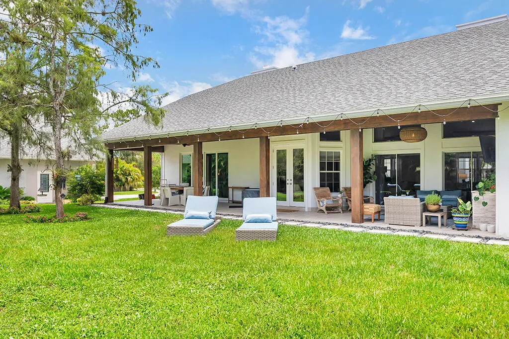 8852 154 Court N Palm Beach Gardens FL 33418