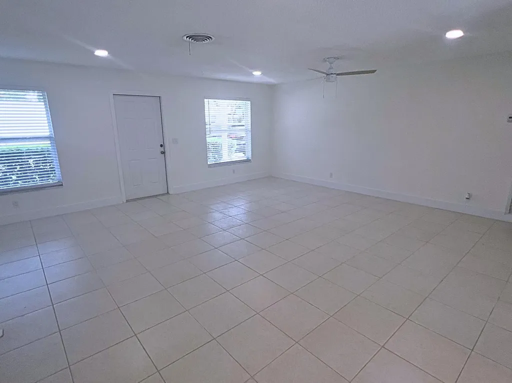 1260 Manor Drive Riviera Beach FL 33404