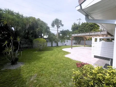 1260 Manor Drive Riviera Beach FL 33404