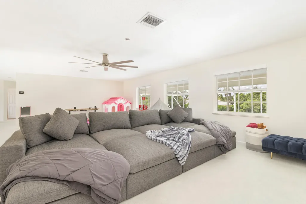 15395 Hawker Lane Wellington FL 33414