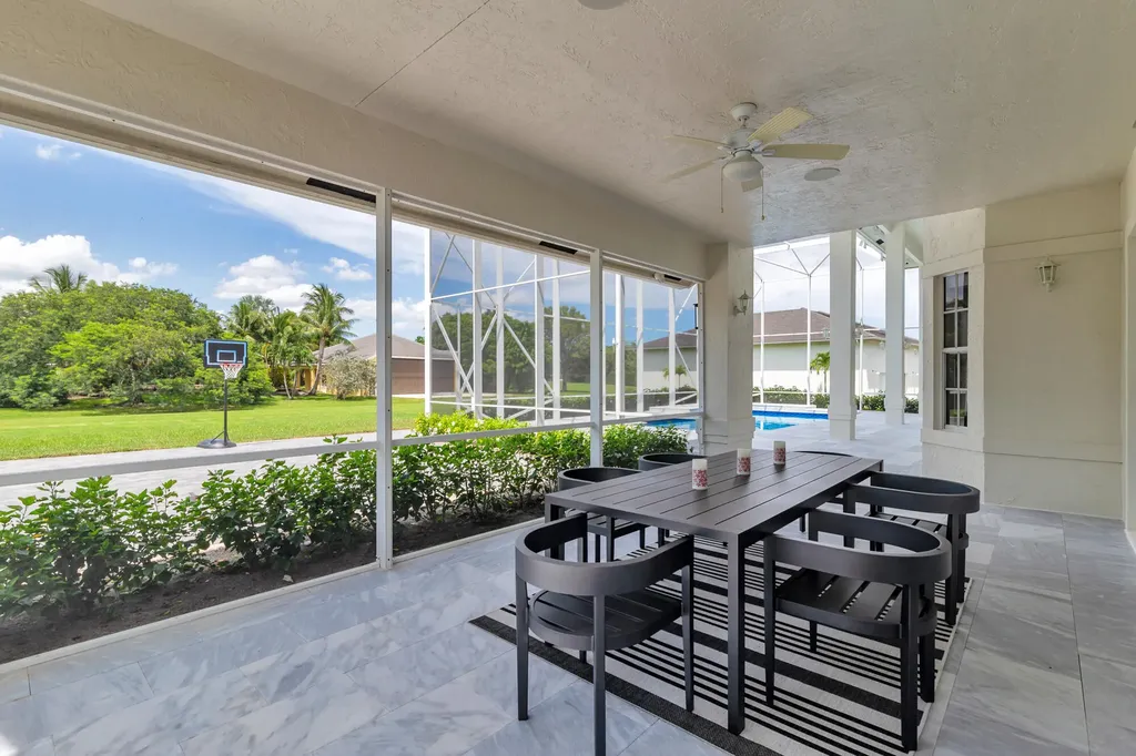 15395 Hawker Lane Wellington FL 33414
