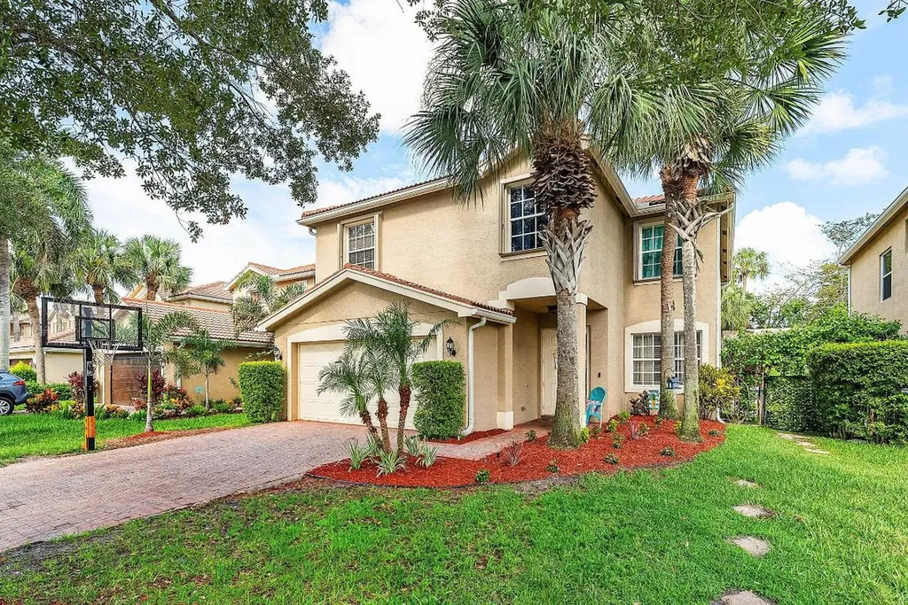 10845 Paperbark Place Boynton Beach FL 33437