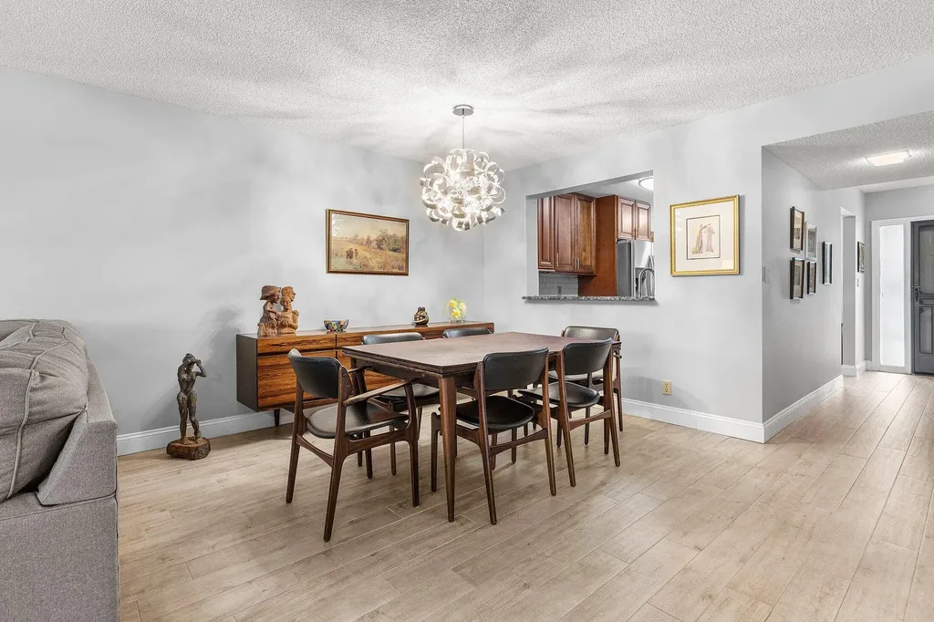 5106 Oak Hill Lane Delray Beach FL 33484