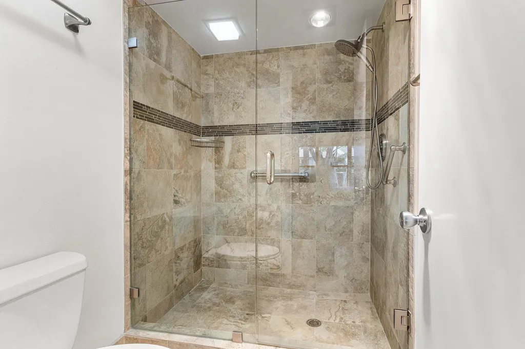 5106 Oak Hill Lane Delray Beach FL 33484