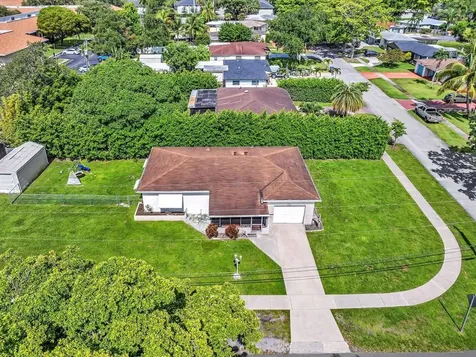 5702 Jefferson Street Hollywood FL 33023
