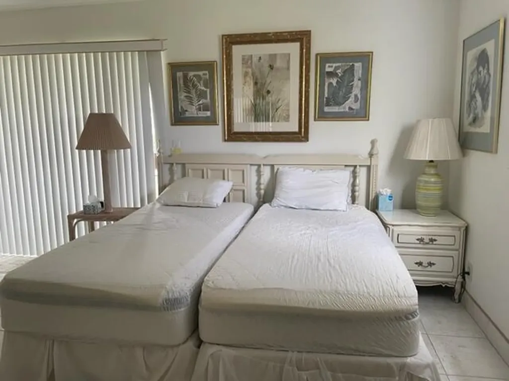 99 Saxony C Delray Beach FL 33446