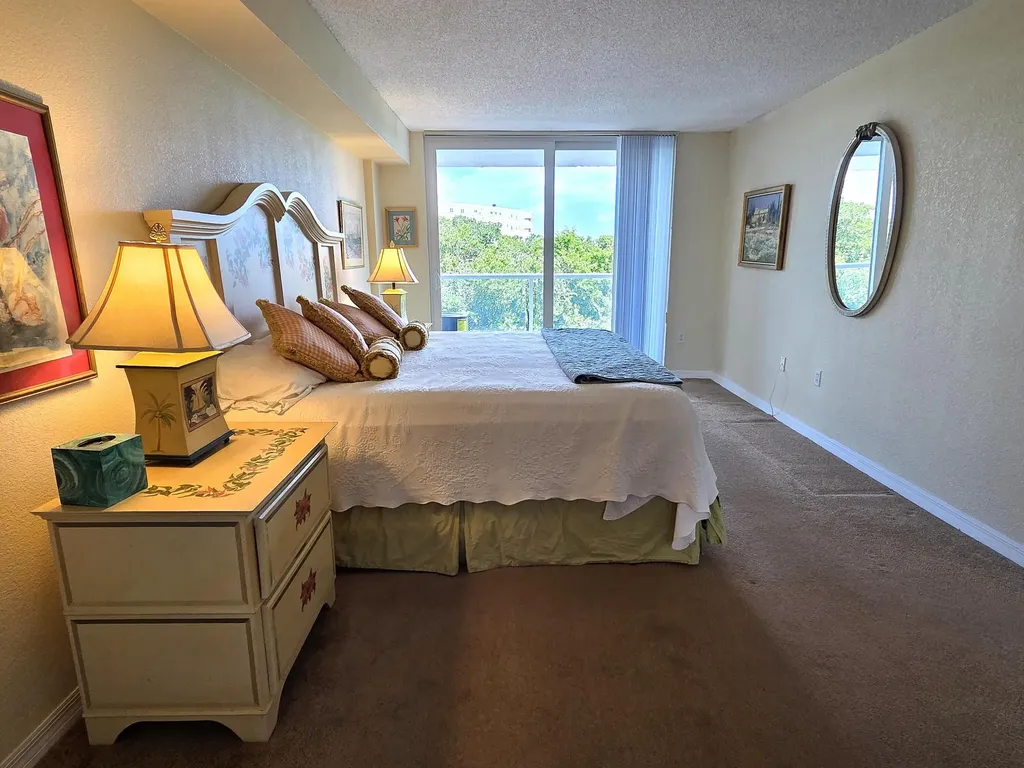 2560 S Ocean Boulevard Palm Beach FL 33480