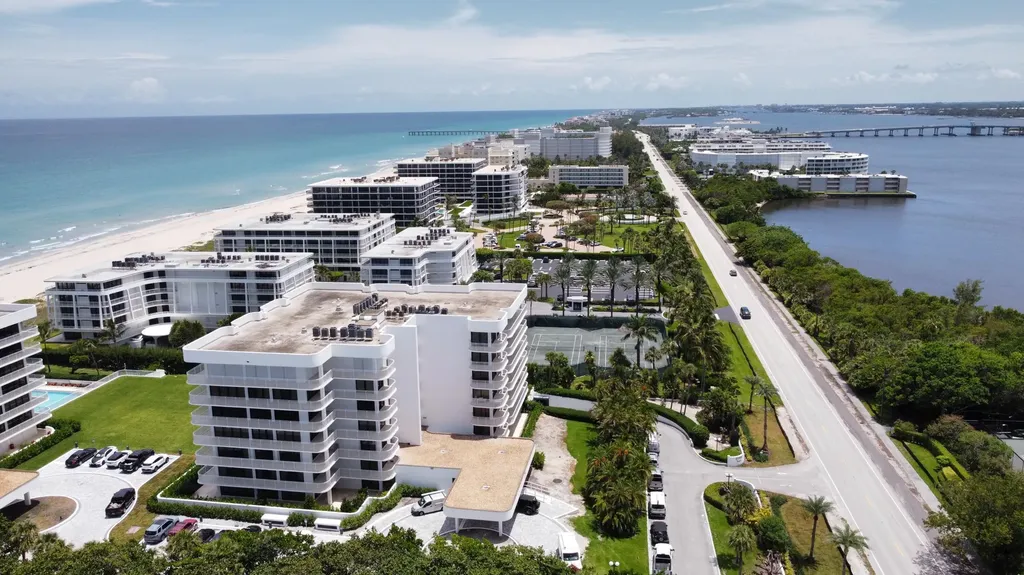 2560 S Ocean Boulevard Palm Beach FL 33480