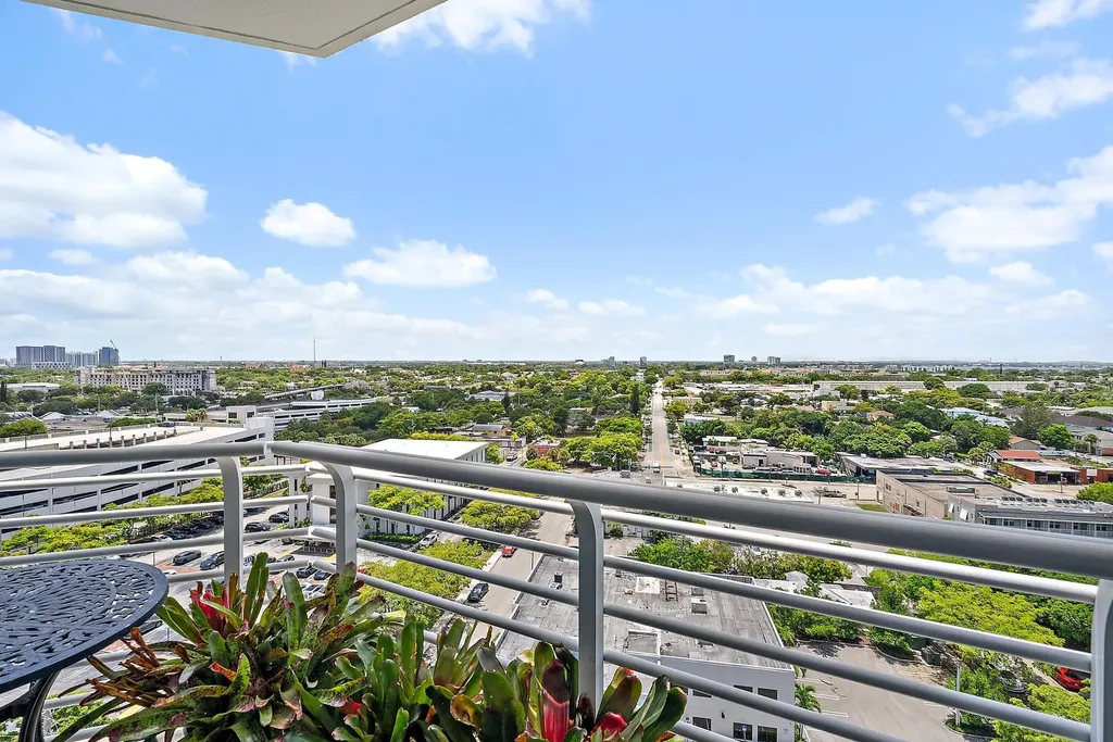1551 N Flagler Drive West Palm Beach FL 33401