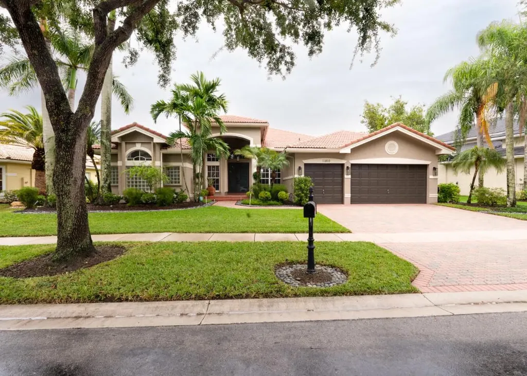 11810 Bayfield Drive Boca Raton FL 33498