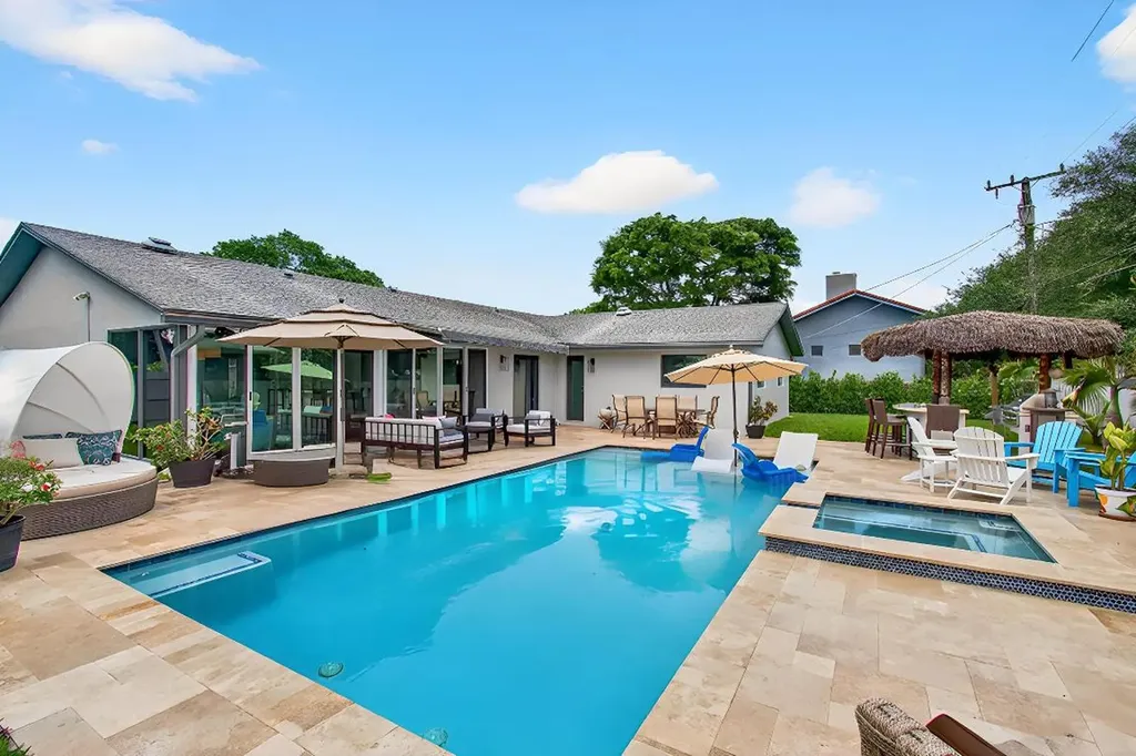3930 Sherwood Boulevard Delray Beach FL 33445