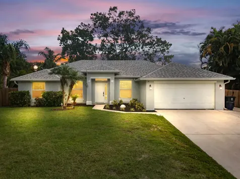 1955 SW Beauregard Street Port St Lucie FL 34953