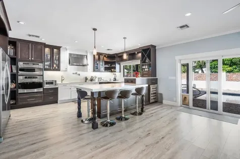 811 SE 31st Street Boca Raton FL 33432