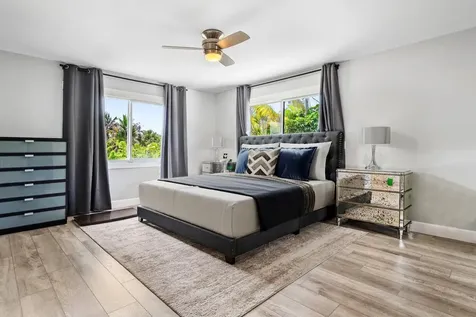 811 SE 31st Street Boca Raton FL 33432