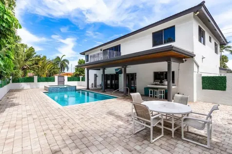 811 SE 31st Street Boca Raton FL 33432