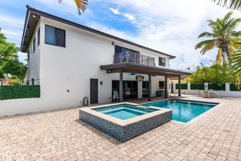 811 SE 31st Street Boca Raton FL 33432