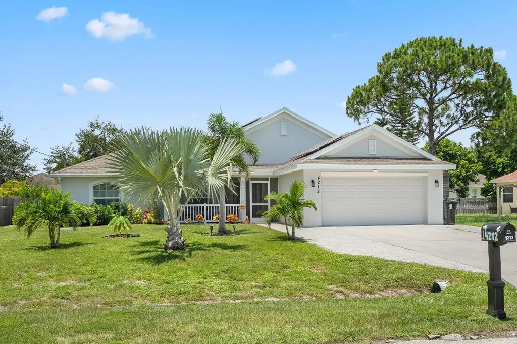 4212 SW Winslow Street Port St Lucie FL 34953