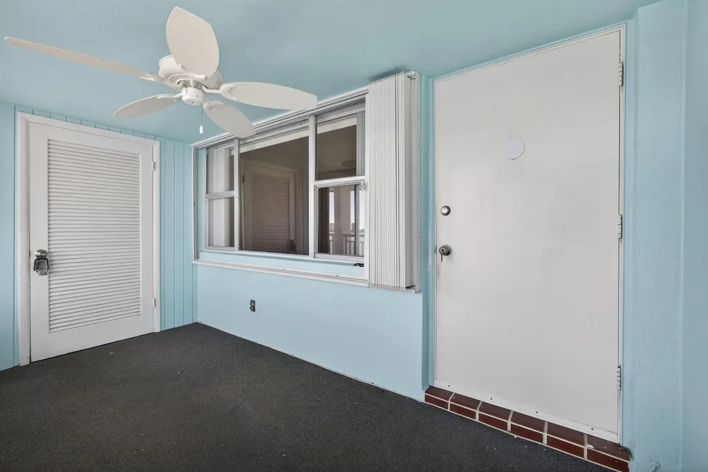 100 Shore Court North Palm Beach FL 33408