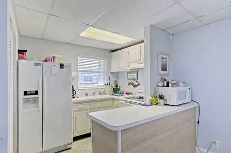 100 Shore Court North Palm Beach FL 33408