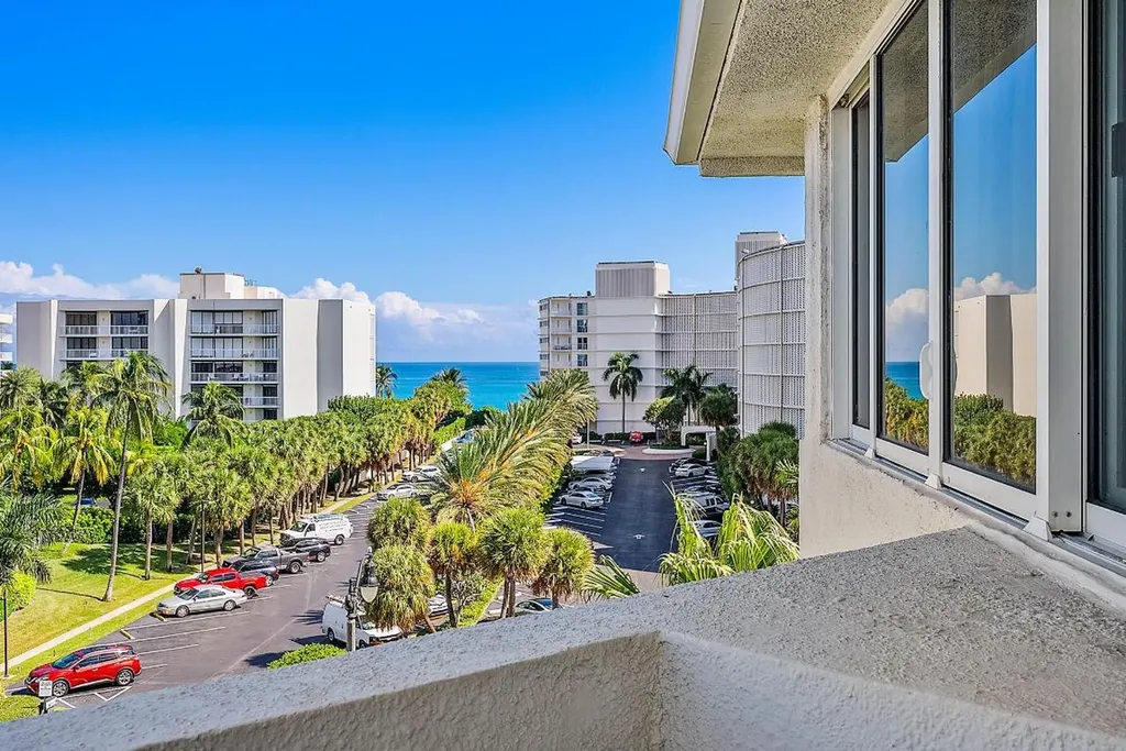 2773 S Ocean Boulevard Palm Beach FL 33480