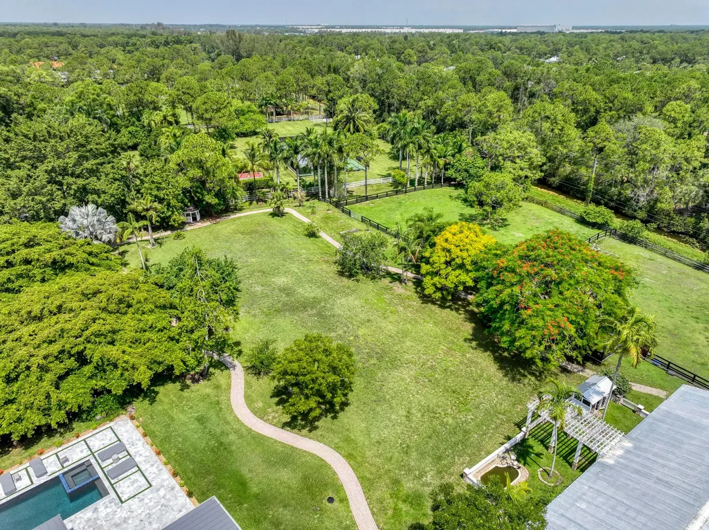 13395 Running Water Road Palm Beach Gardens FL 33418