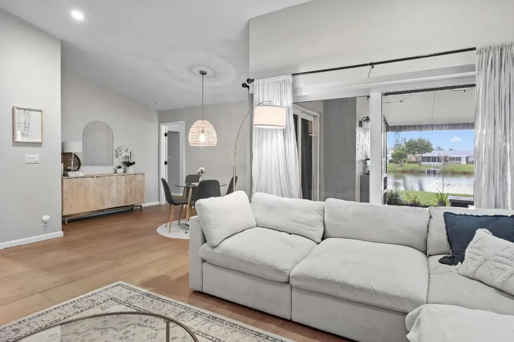 2021 NW 15th Place Delray Beach FL 33445