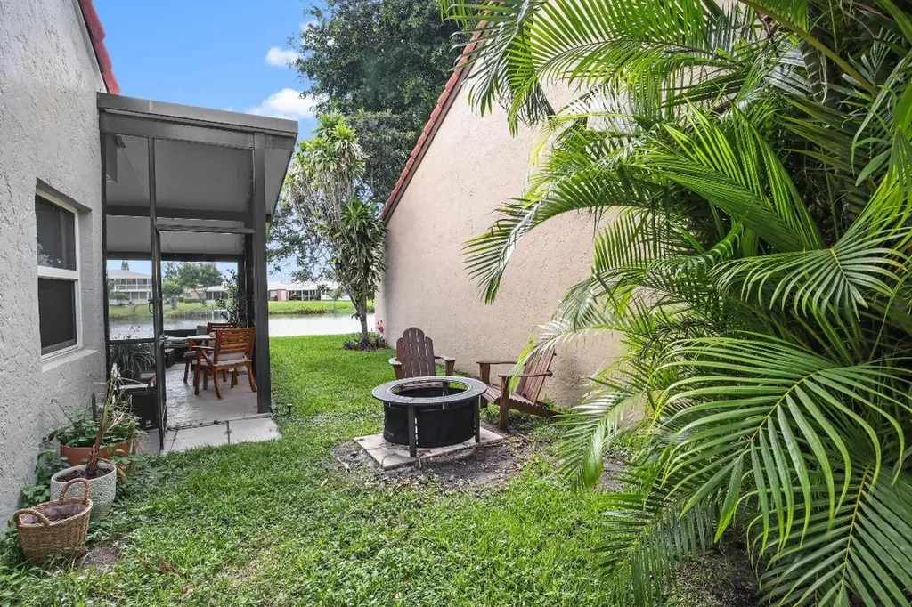 2021 NW 15th Place Delray Beach FL 33445