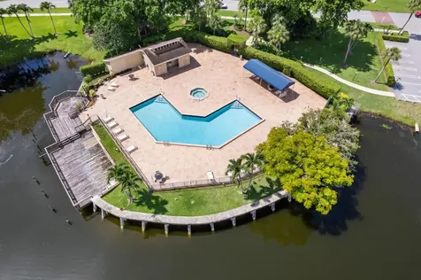 2021 NW 15th Place Delray Beach FL 33445