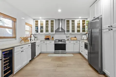 2021 NW 15th Place Delray Beach FL 33445