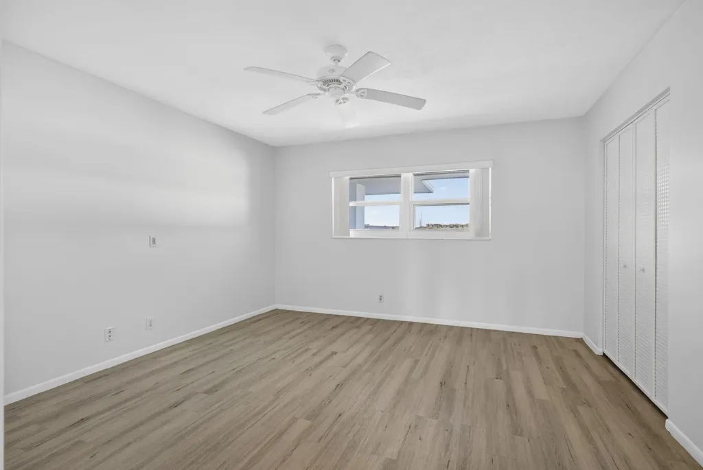 100 Shore Court North Palm Beach FL 33408