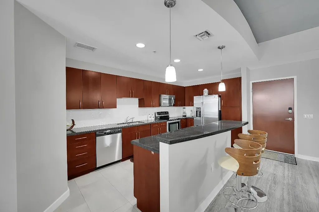 300 S Australian Avenue West Palm Beach FL 33401