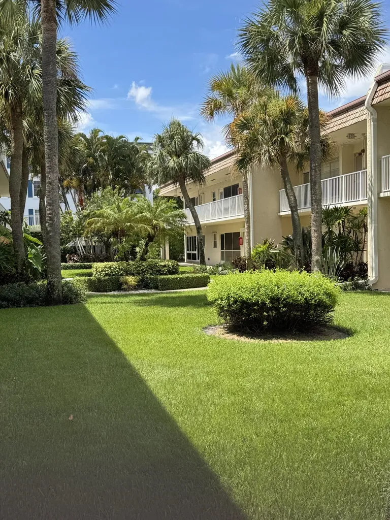 640 Snug Harbor Drive Boynton Beach FL 33435