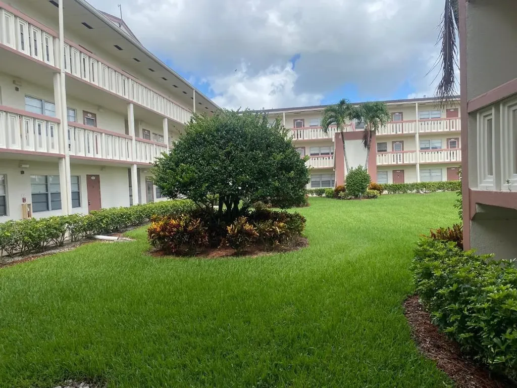 278 Preston G Boca Raton FL 33434