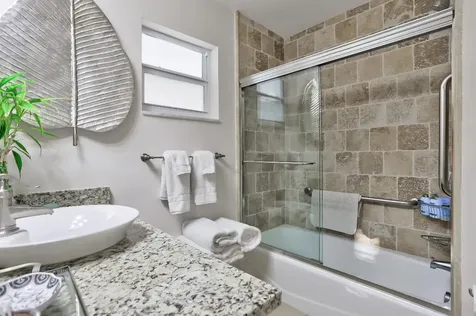 835 Canary Walk Delray Beach FL 33483