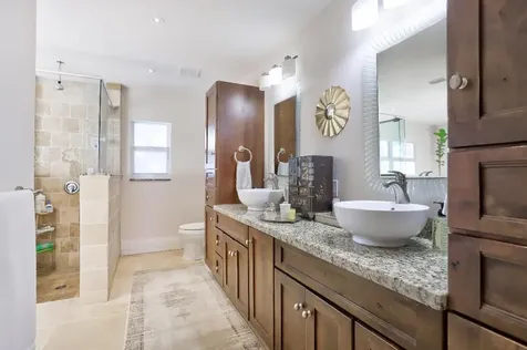 835 Canary Walk Delray Beach FL 33483