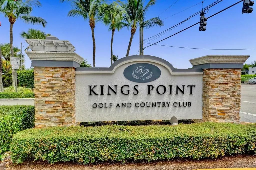 298 Burgundy G Delray Beach FL 33484