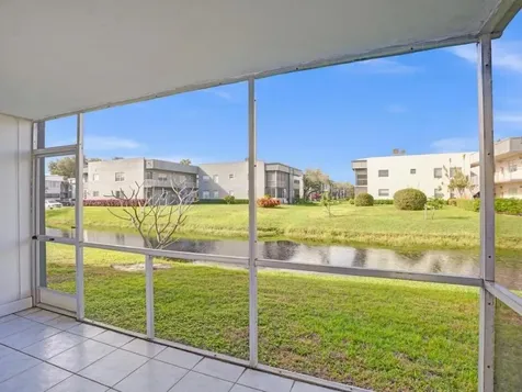 298 Burgundy G Delray Beach FL 33484