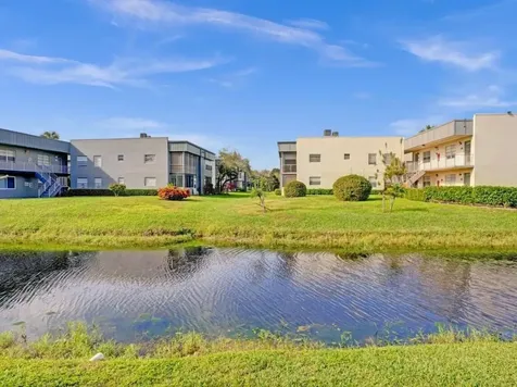 298 Burgundy G Delray Beach FL 33484
