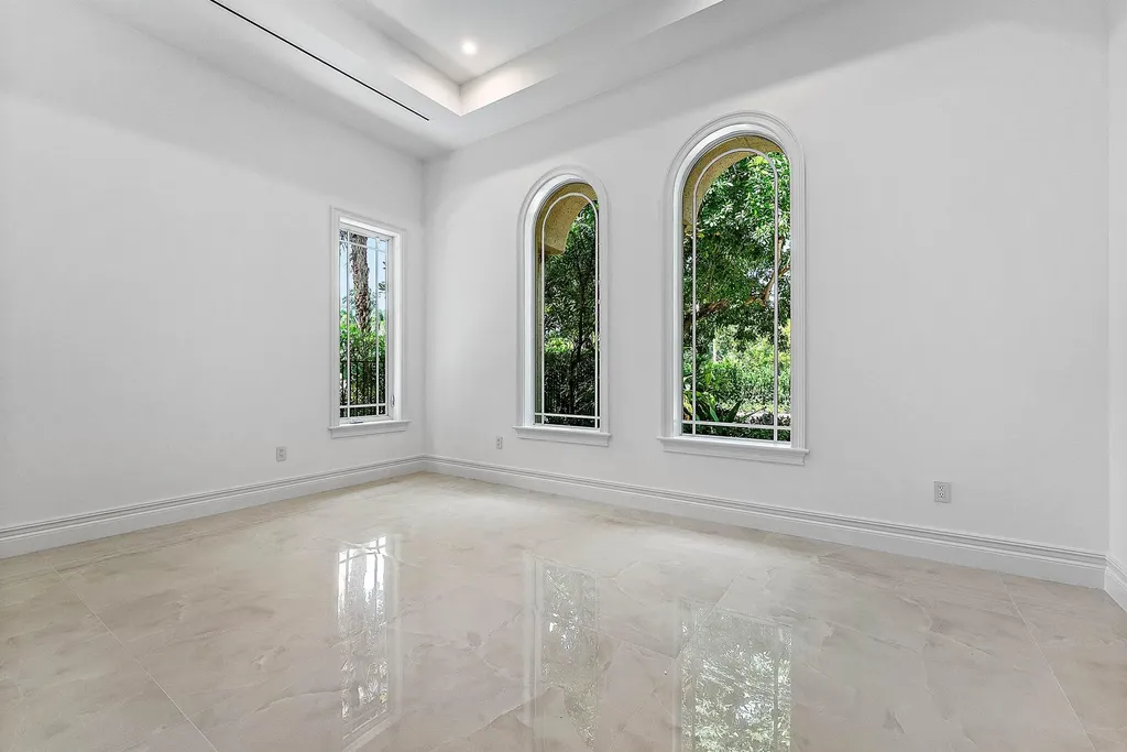2002 NW 4th Avenue Delray Beach FL 33444