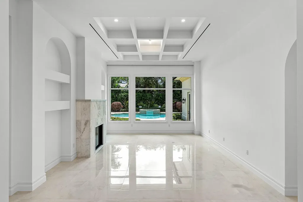 2002 NW 4th Avenue Delray Beach FL 33444