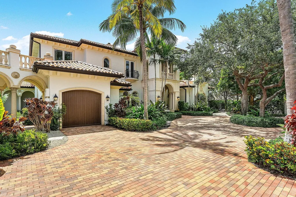 2002 NW 4th Avenue Delray Beach FL 33444